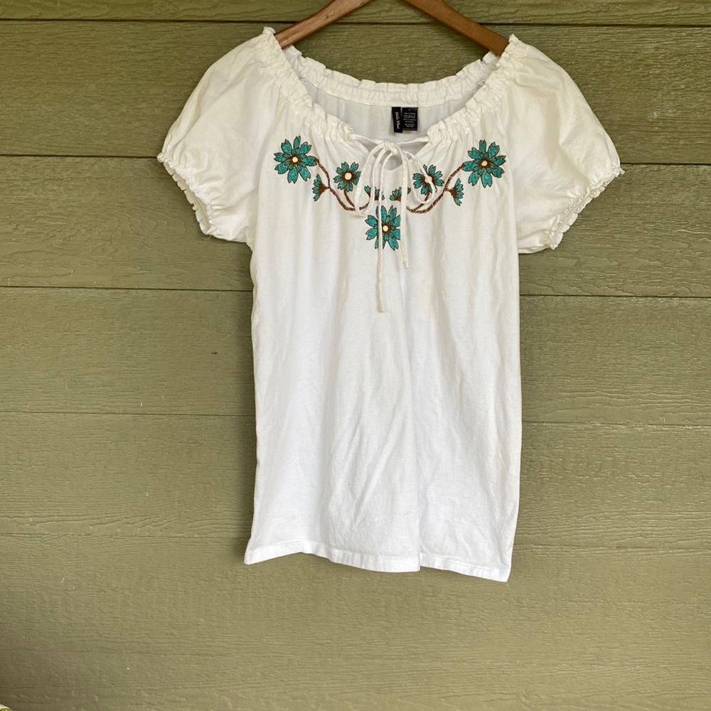 Ladies 100% cotton embroidered summer and spring top